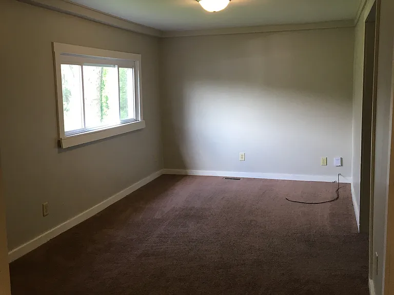 810 N Madison St #1 — Photo 4