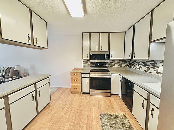 3rd image of 2485 Canabury Dr APT 316