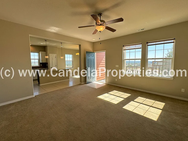 475 Eclipse Dr — Photo 10