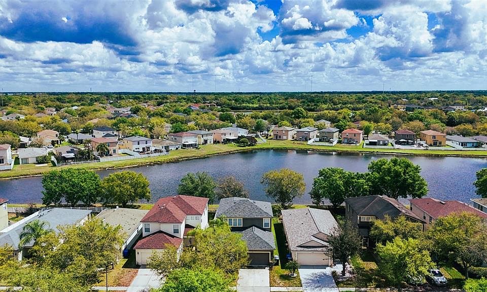 1st image of 7951 CARRIAGE POINTE DRIVE