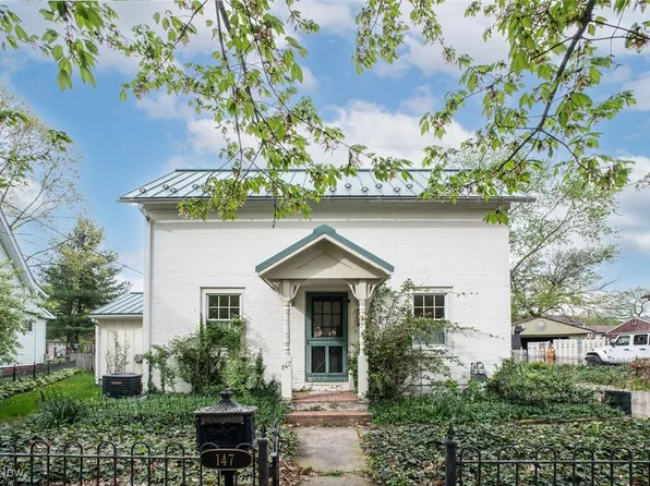 147 Adams St, Berea, OH 44017