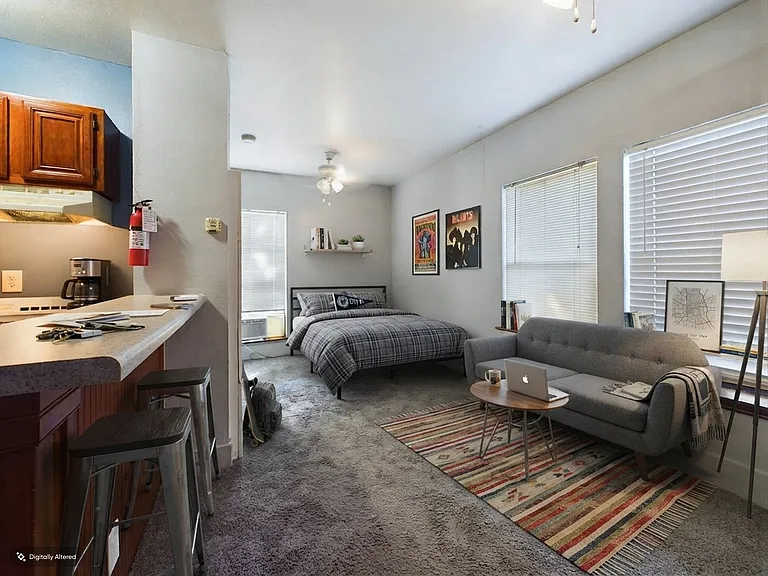 3006 Duval St #3 — Photo 2