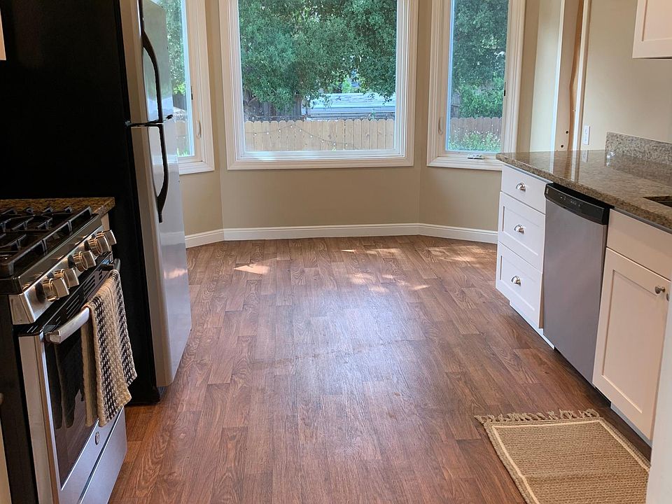 1st image of 142 22nd Ave
