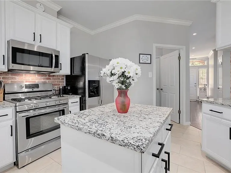 1705 Azalea Dr — Photo 10