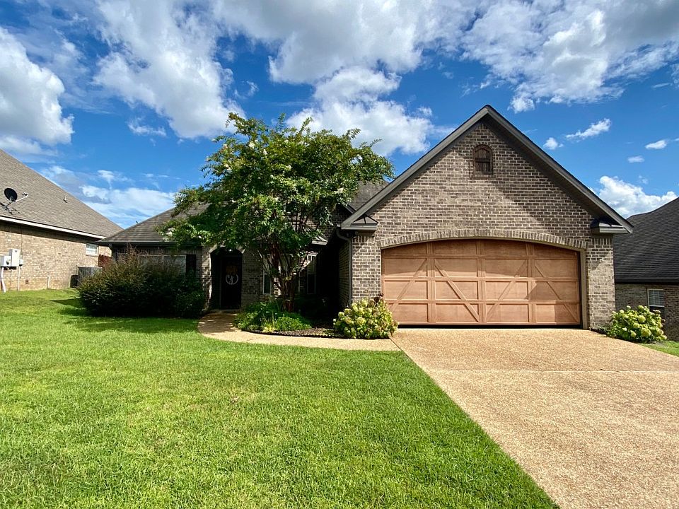 1st image of 11484 Forest Glen Blvd