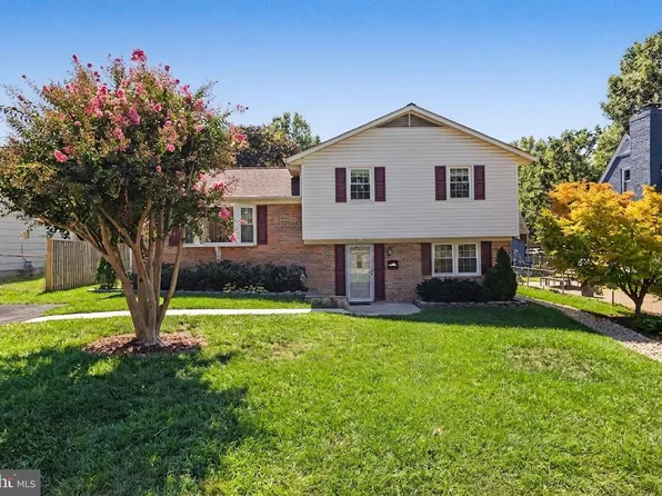 4710 7th St S, Arlington, VA 22204