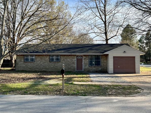 1503 W College Ave