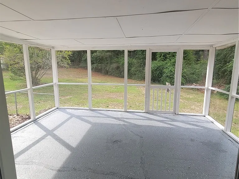 3147 Haven Ct — Photo 10