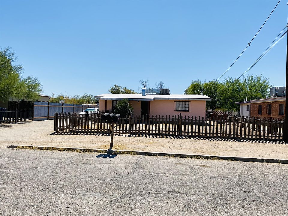 1st image of 2545 N Flanwill Blvd #A