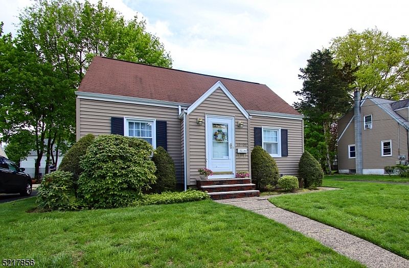 1009 2Nd St, Fair Lawn, NJ 07410 Zillow