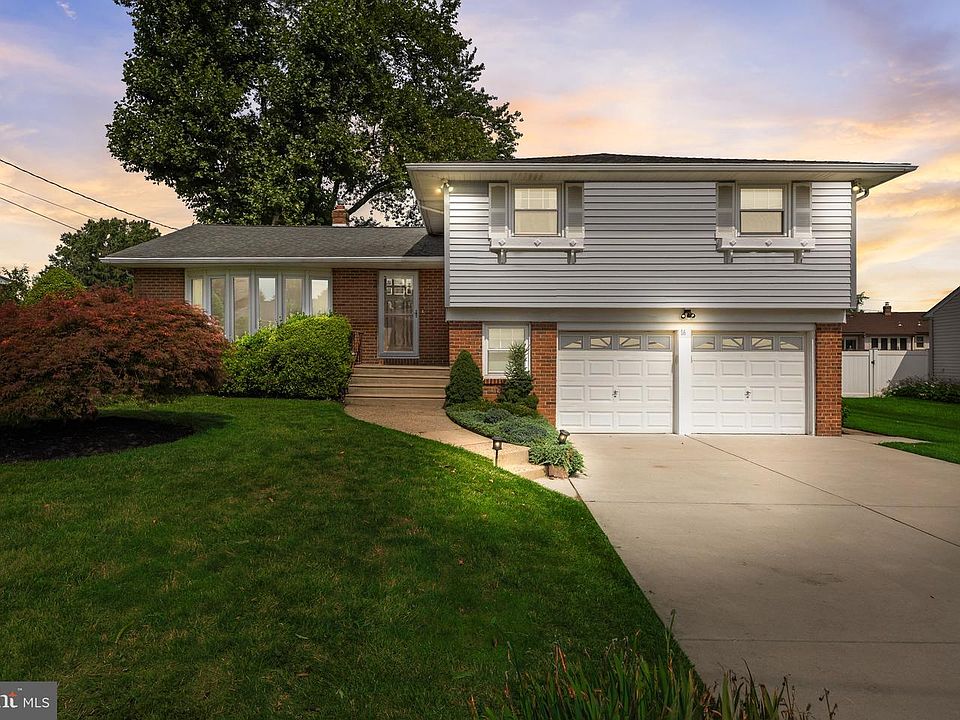1st image of 16 Eddy Ln
