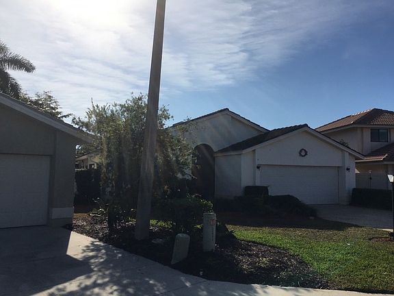 3rd image of 1244 Jardin Dr