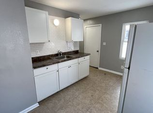 148 Linwood Ave, Waterloo, IA 50702