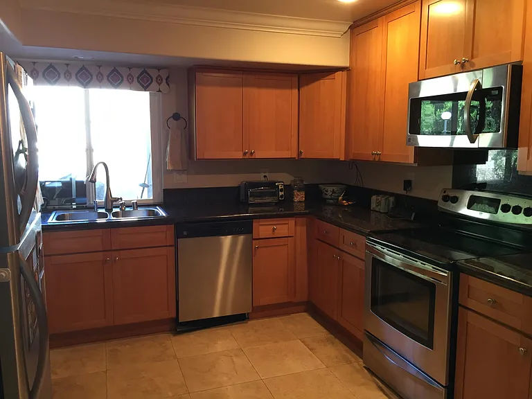 8016 Camino Tranquilo — Photo 3
