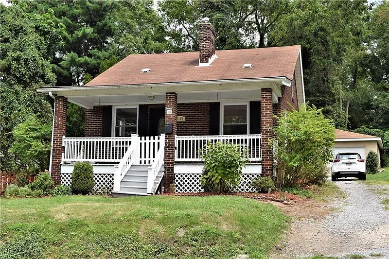1115 Main St photo 1