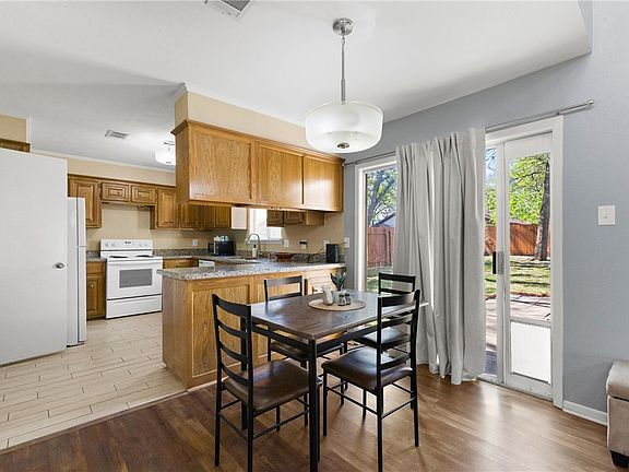 5th image of 3204 Heatherwood Dr