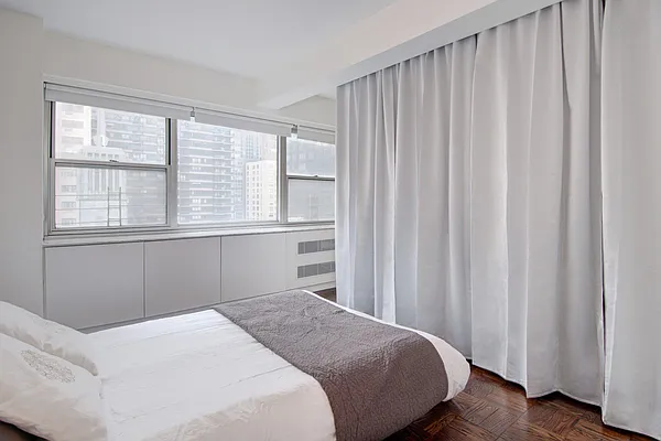 Rented by Keller Williams NYC | media 19