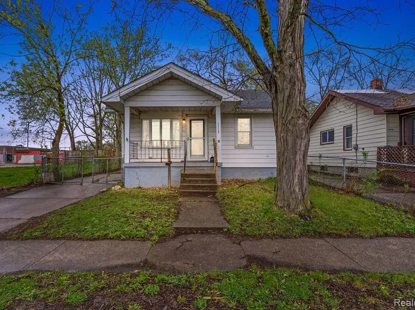 1115 Stocker Ave, Flint, MI 48503