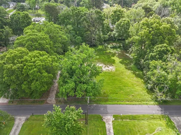 476 Magnolia Wood Ave, Baton Rouge, LA 70808