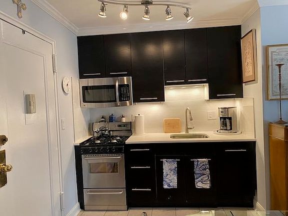 3rd image of 8500 Boulevard East APT 3A