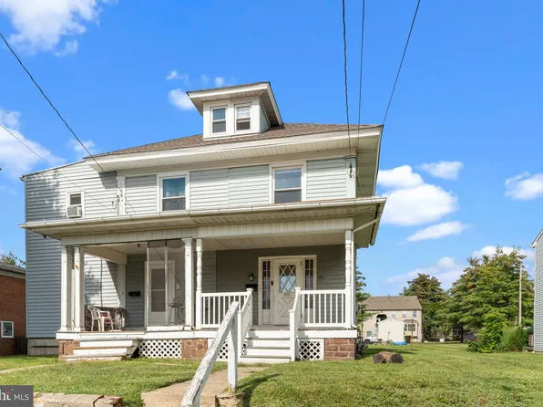 421 W 7th St, Lansdale, PA 19446