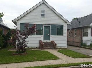 286 E Smith St, Woodbridge, NJ 07095