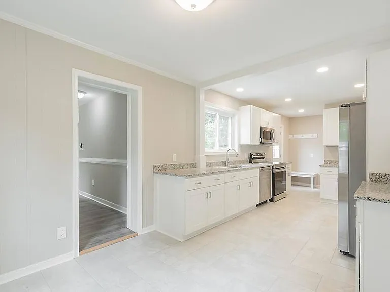 9114 Prestondale Ave — Photo 10