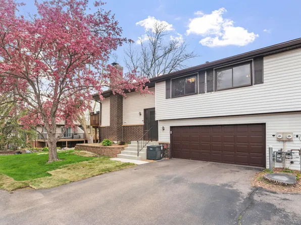 10706 Zinran Cir S, Minneapolis, MN 55438
