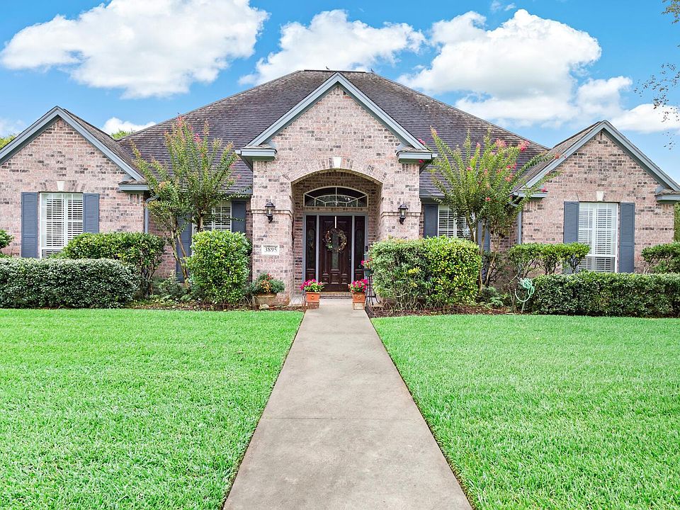 1st image of 3895 Bay Hill Cir