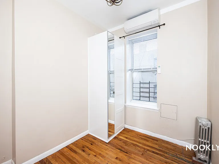 275 Irving Ave #3 — Photo 6