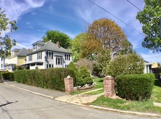 14 Dumerle St, Lowell, MA 01851