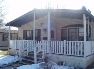 705 Fallon Dr, Lancaster, PA 17601