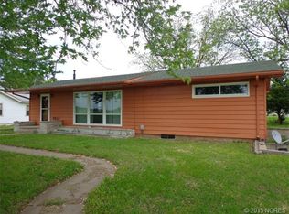1516 N Sunset Blvd, Bartlesville, OK 74003