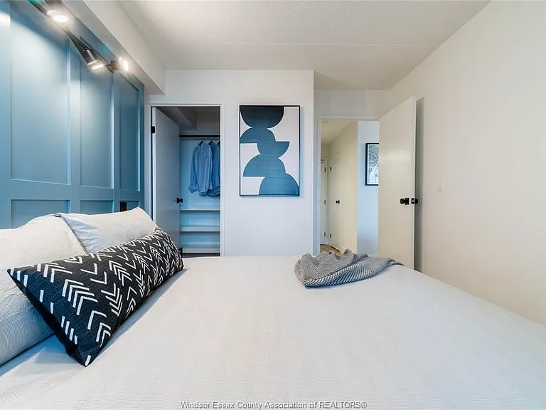 150 Park St W #2603 — Photo 15