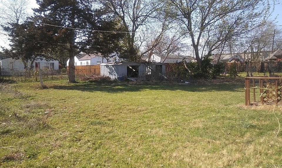 2nd image of 24 S 70th East Ave