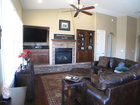 4th image of 2455 E Desert Broom Pl