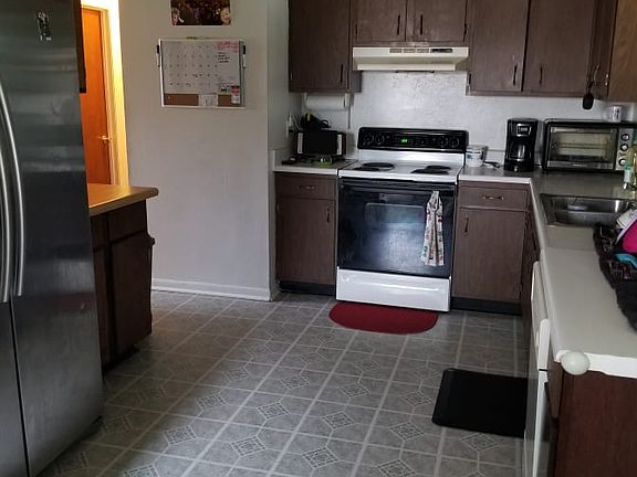 2nd image of 5712 Vestavia Ln