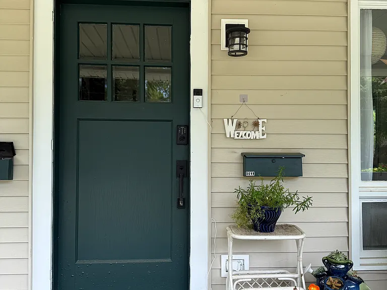 127 S Pearl St #1 — Photo 2