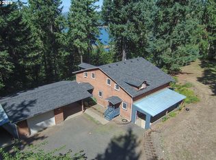 83755 Peninsula Rd, Fall Creek, OR 97438