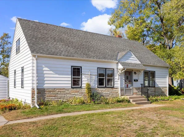 25 5th Ave SE, Osseo, MN 55369