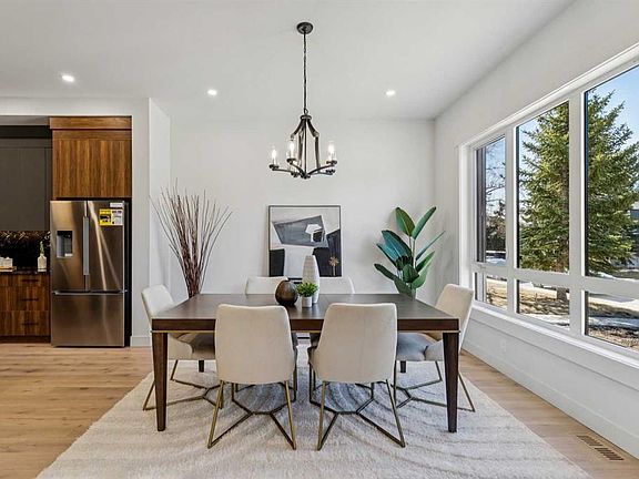 4th image of 2620 W 30th St SW