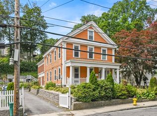 90 Mechanic St, Fitchburg, MA 01420