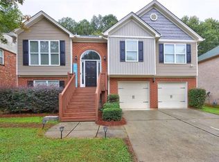 1976 Peach Shoals Cir, Dacula, GA 30019