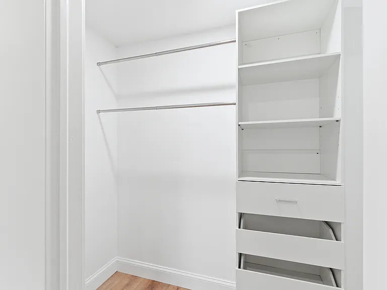 610 Anderson Ave #2E — Photo 20