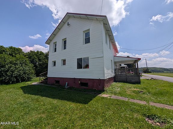 5th image of 72 Tank St