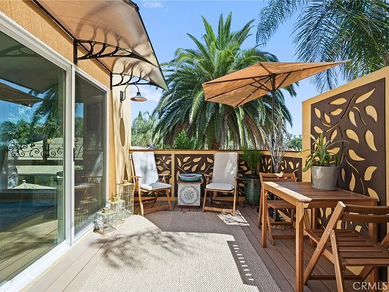 2258 Helios Dr — Photo 12