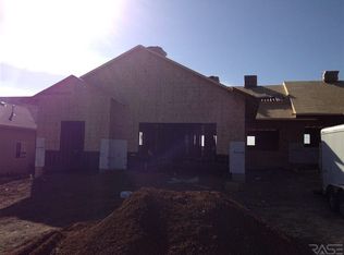 8009 Copper Ridge Rd, Sioux Falls, SD 57108