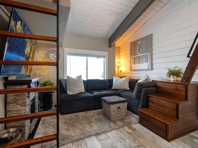 240 Mogul Hill Rd, Sandpoint, ID, 83864