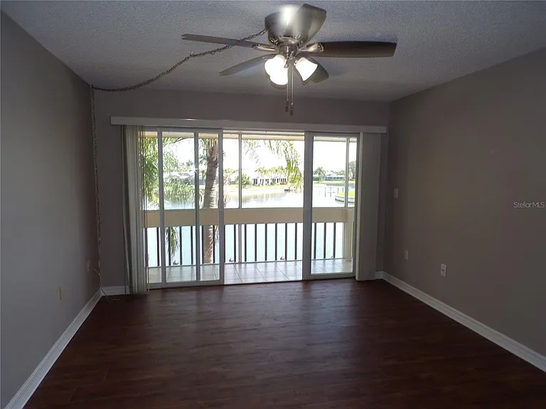 1080 Bal Harbor Blvd #4D — Photo 9
