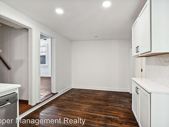5th image of 3113-15 Marais St #3113